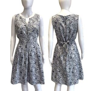 Antonelle Frond Print Dress Size 1 Fit & Flare Sleeveless Pleated Full A-Line